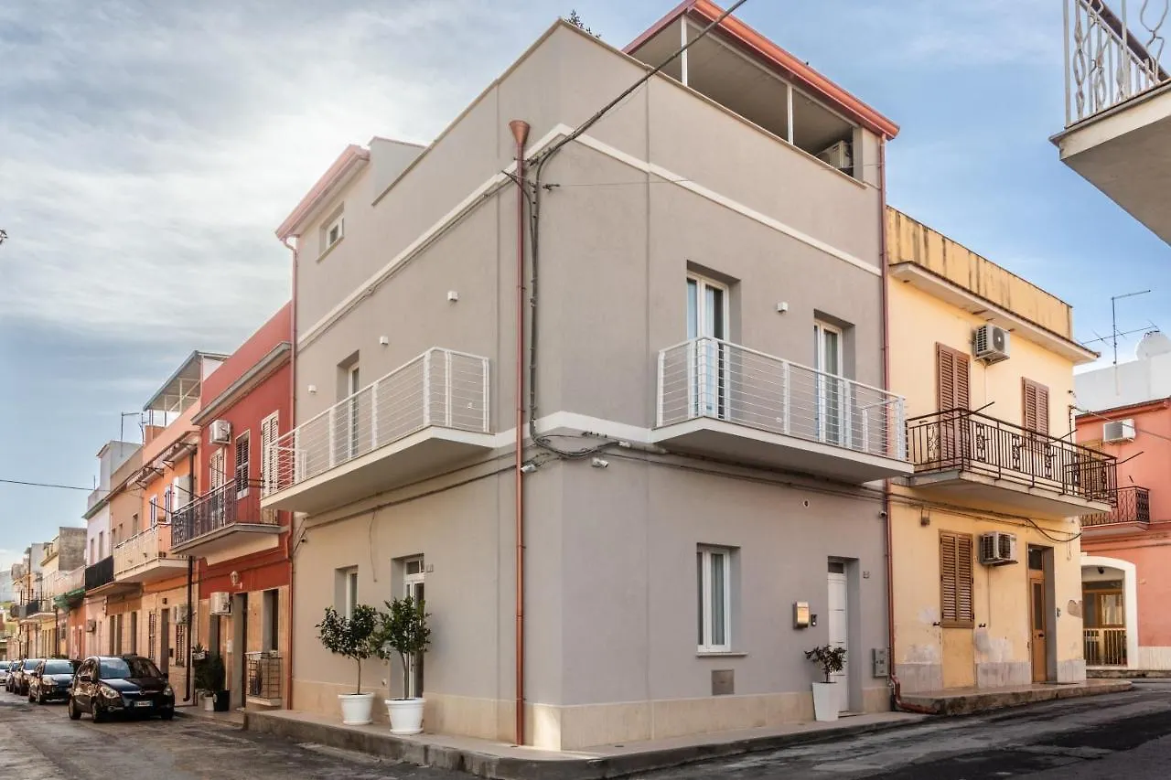 Apartment Trisina Rooms Avola Italy