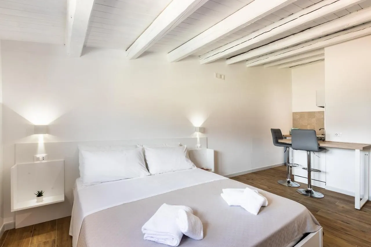 Trisina Rooms Avola Apartment