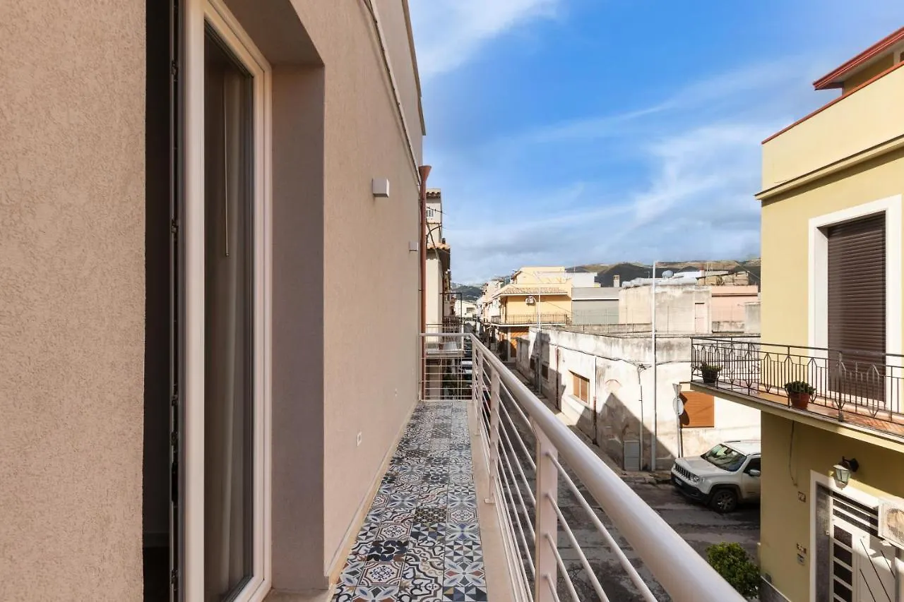 Trisina Rooms Avola 0*,  Italy